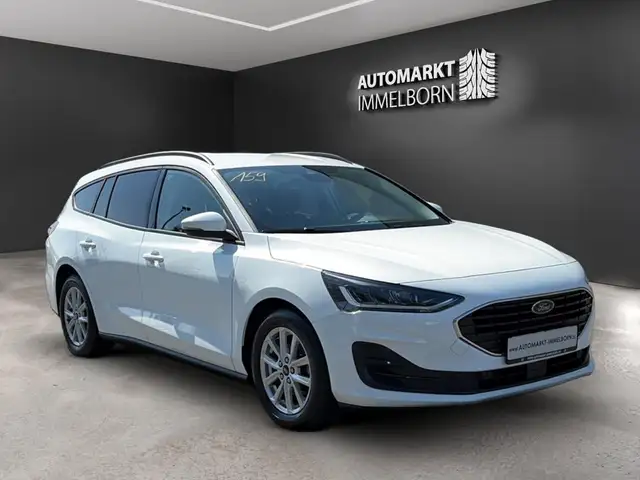 Ford Focus main image