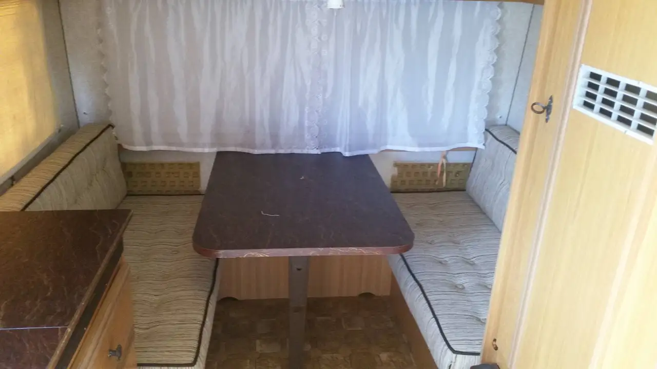 Caravans-Wohnm Poly Corsar 370 Wohnwagen, foto 11