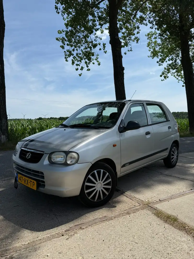 Suzuki Alto 1.1 GLX Spirit Automaat Серебристый - 2