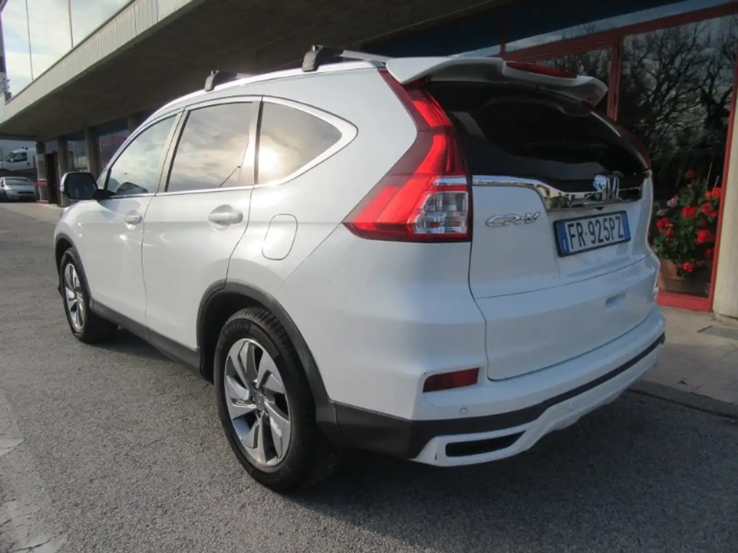 Honda CR-V 1.6 i-DTEC Lifestyle + Navi AT 4WD Fehér - 2