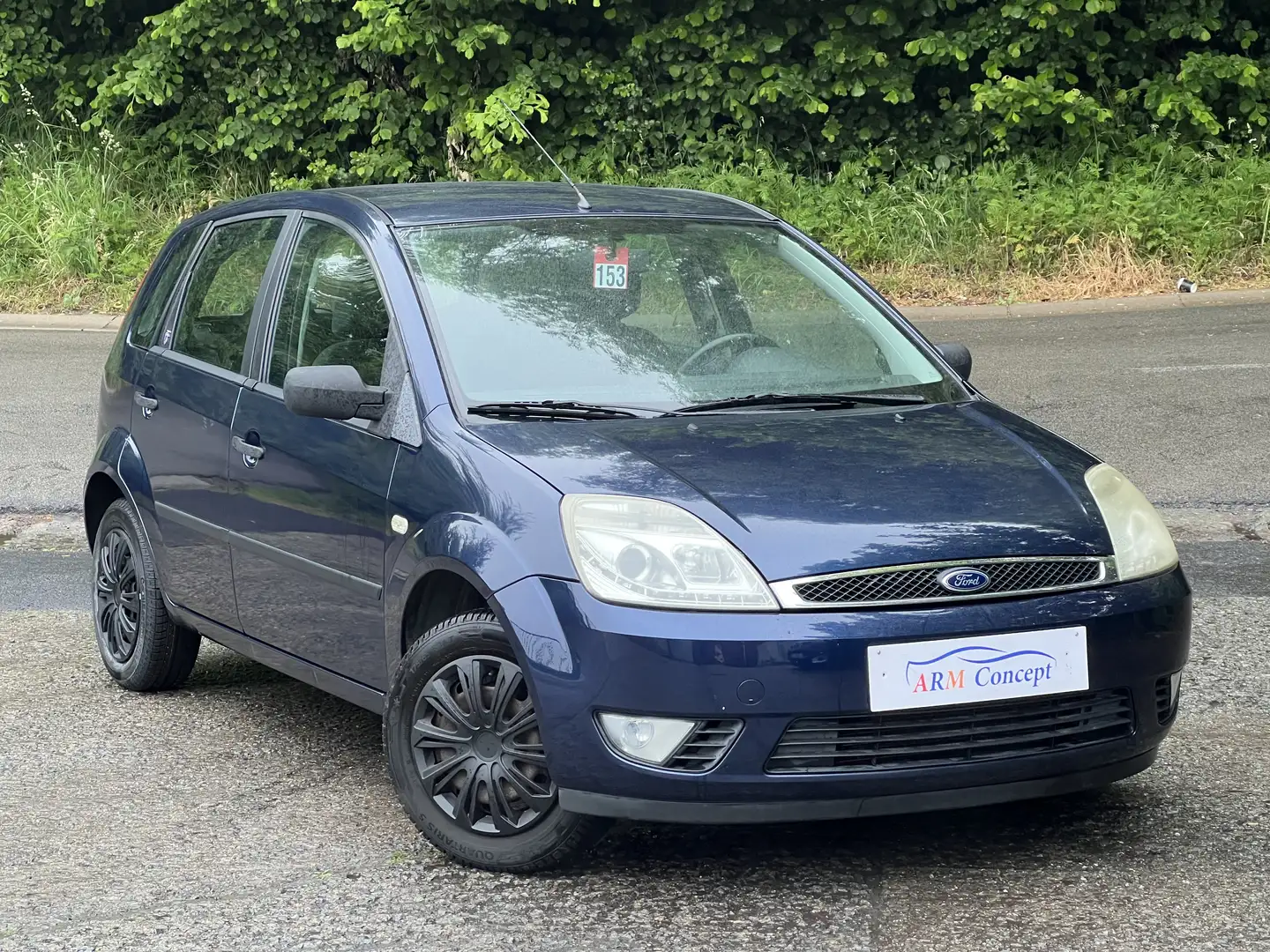 Ford Fiesta 1.4i 16v Ghia essence AUTOMATIQUE airco - 2