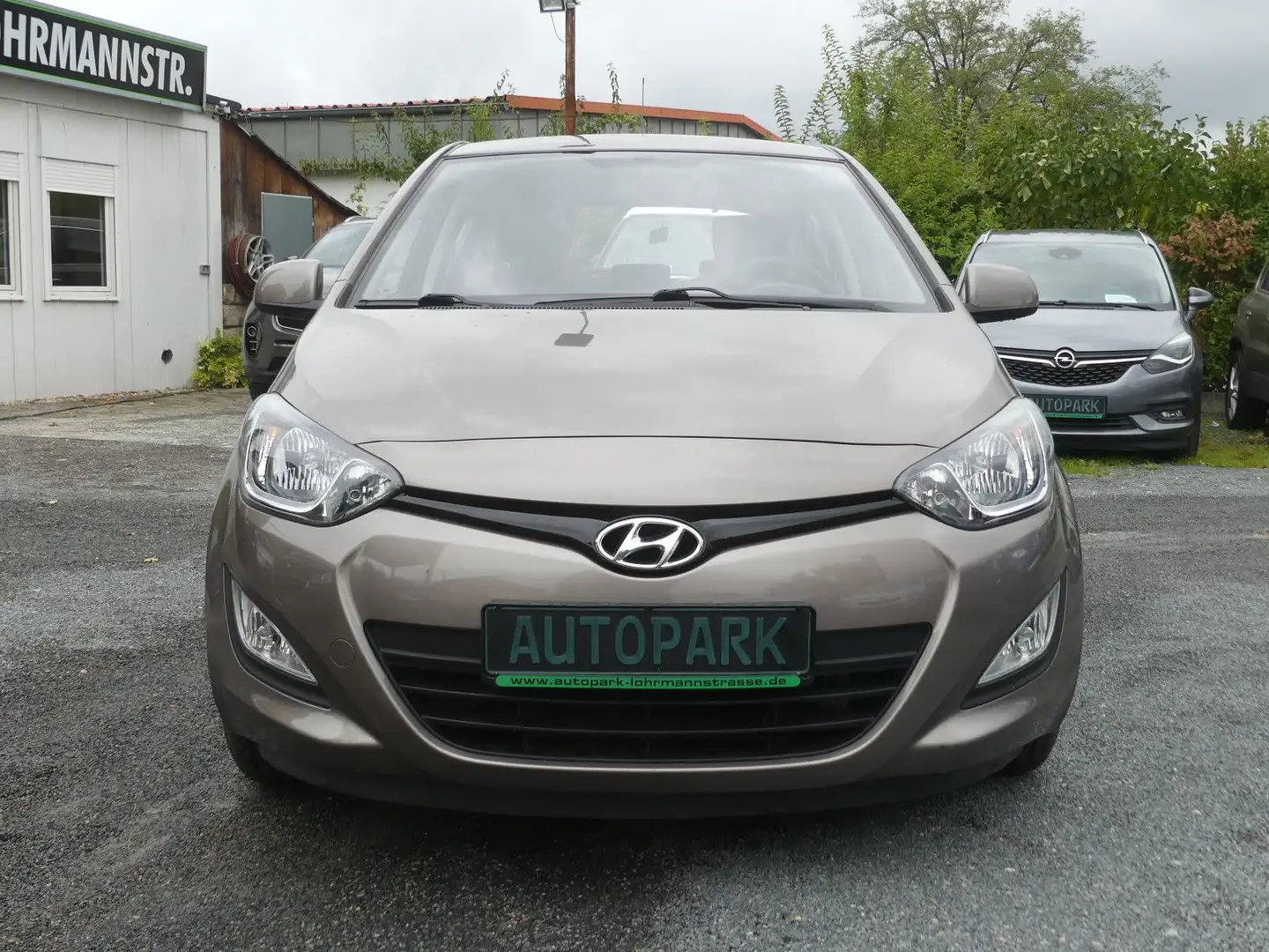 Hyundai i20 5 Star Edition*Klima*1.Hand*Nr.37 Braun - 2