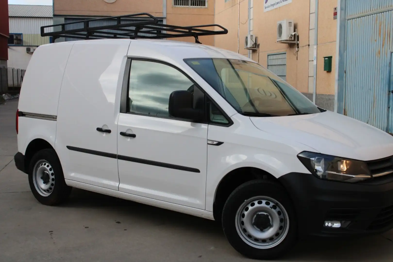 Volkswagen Caddy Furgón 2.0TDI Business 55kW Blanco - 2