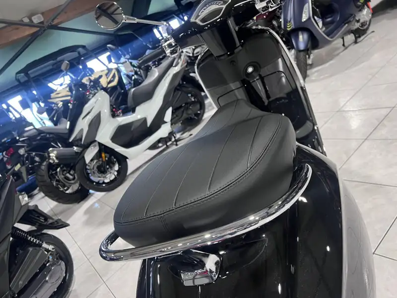 Vespa Primavera 50 - foto 5