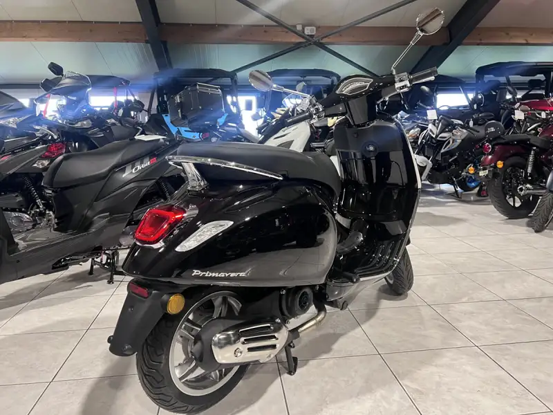 Vespa Primavera 50 - foto 3