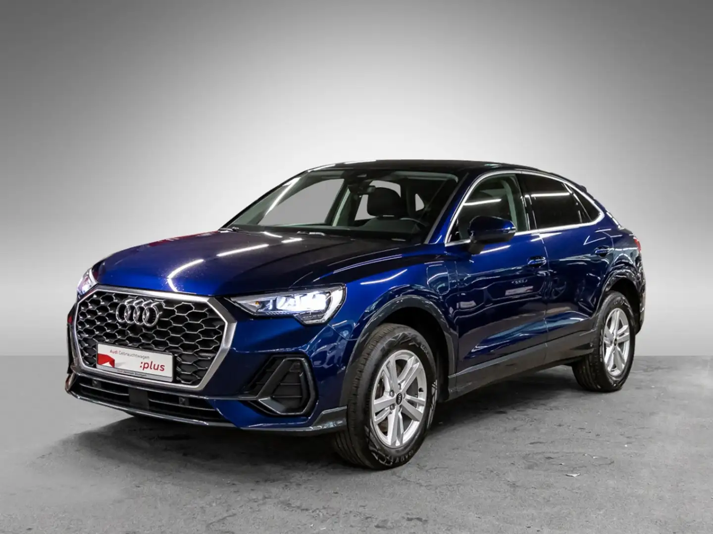 Audi Q3 Sportback 45 TFSI e Leder AHK virtCo Kamera Blau - 2