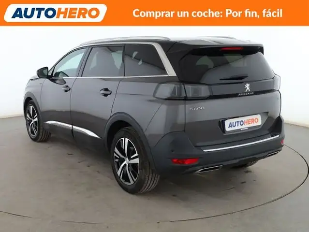 Peugeot 5008 view 4
