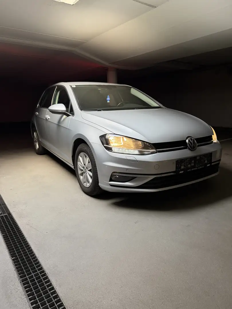 Volkswagen Golf Comfortline - 1