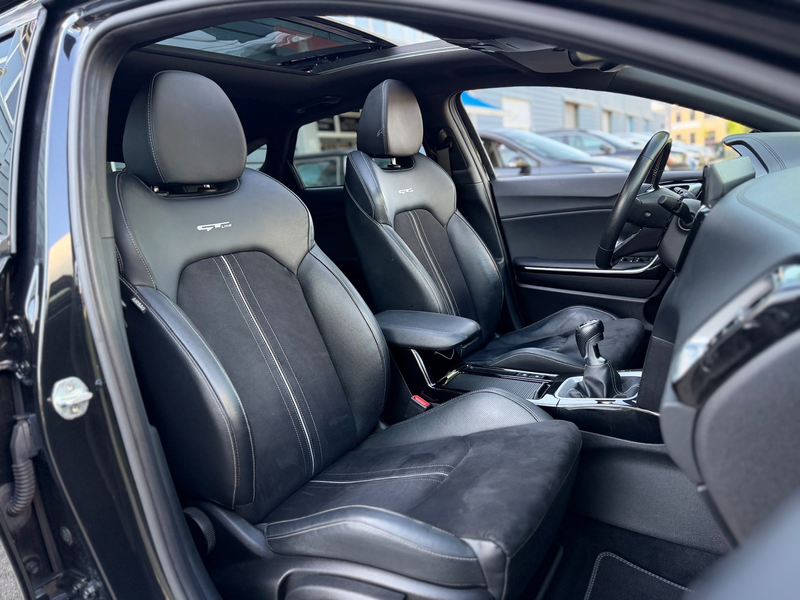 Kia ProCeed / pro_cee'd 1.0 T-GDi GT-Line PANO/LINE-ASSIST/STUUR-STOELVERW — photo 14