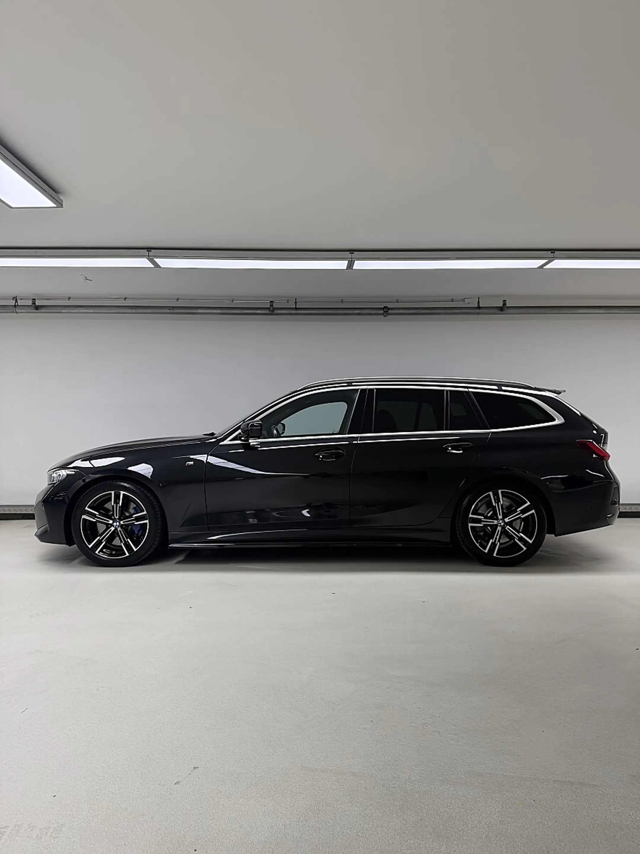 BMW 330 d | 1.Besitz | M Sport | 8-Gang Automatik | Hea... — photo 4