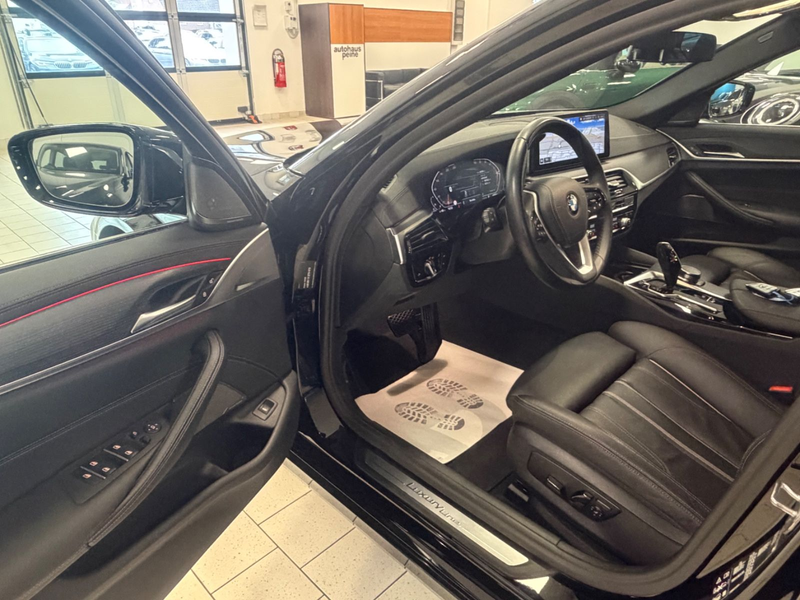 BMW 540 dxD/Aut/LCPProf/LEDerSportStz/St&Go/AHK/LuxL — photo 12