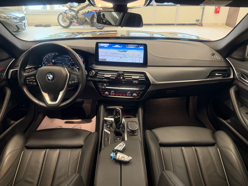 BMW 540 dxD/Aut/LCPProf/LEDerSportStz/St&Go/AHK/LuxL — photo 3