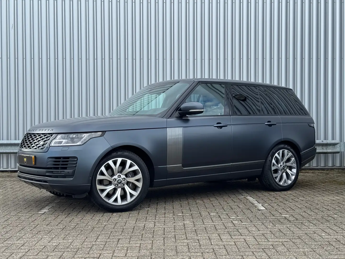 Land Rover Range Rover 2.0 P400e Limited Edition | ACC | Schuifdak | NL Grijs - 1