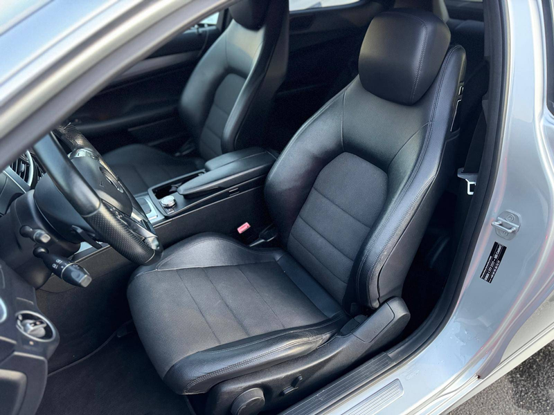 Mercedes-Benz C 250 C 250 CGI AMG Line — photo 9
