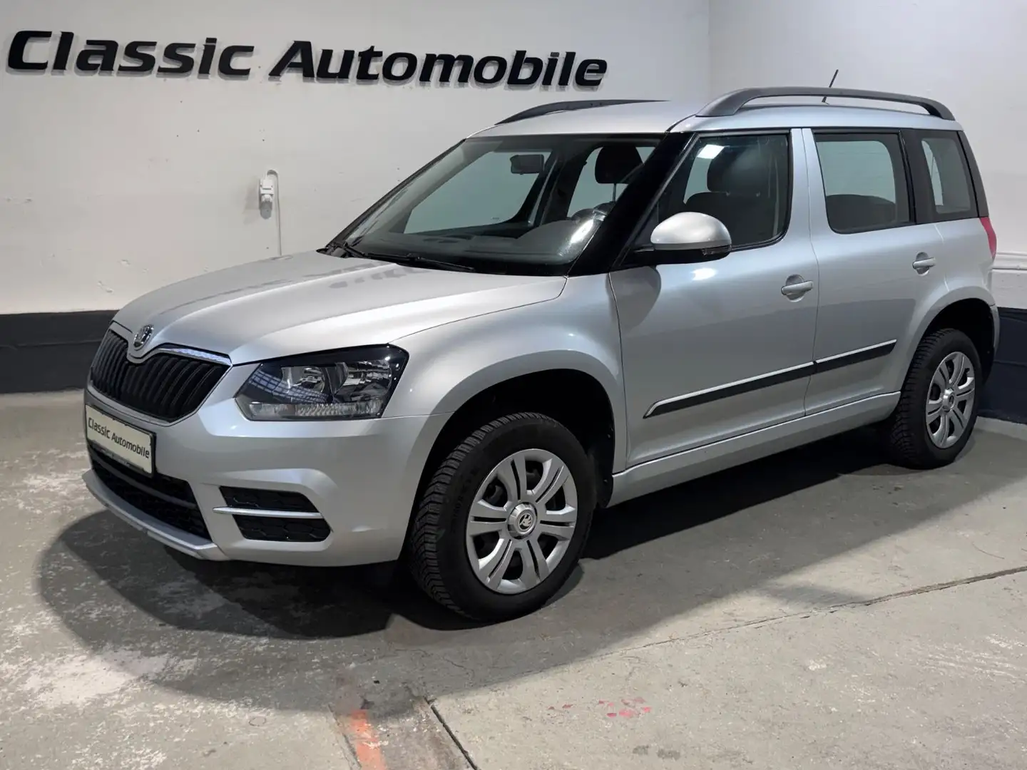 Skoda Yeti Active *1.Hand*Scheckheftgepflegt* Silber - 1