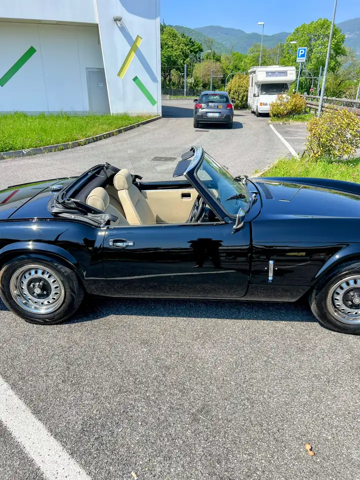 Triumph Spitfire 1500, foto 2