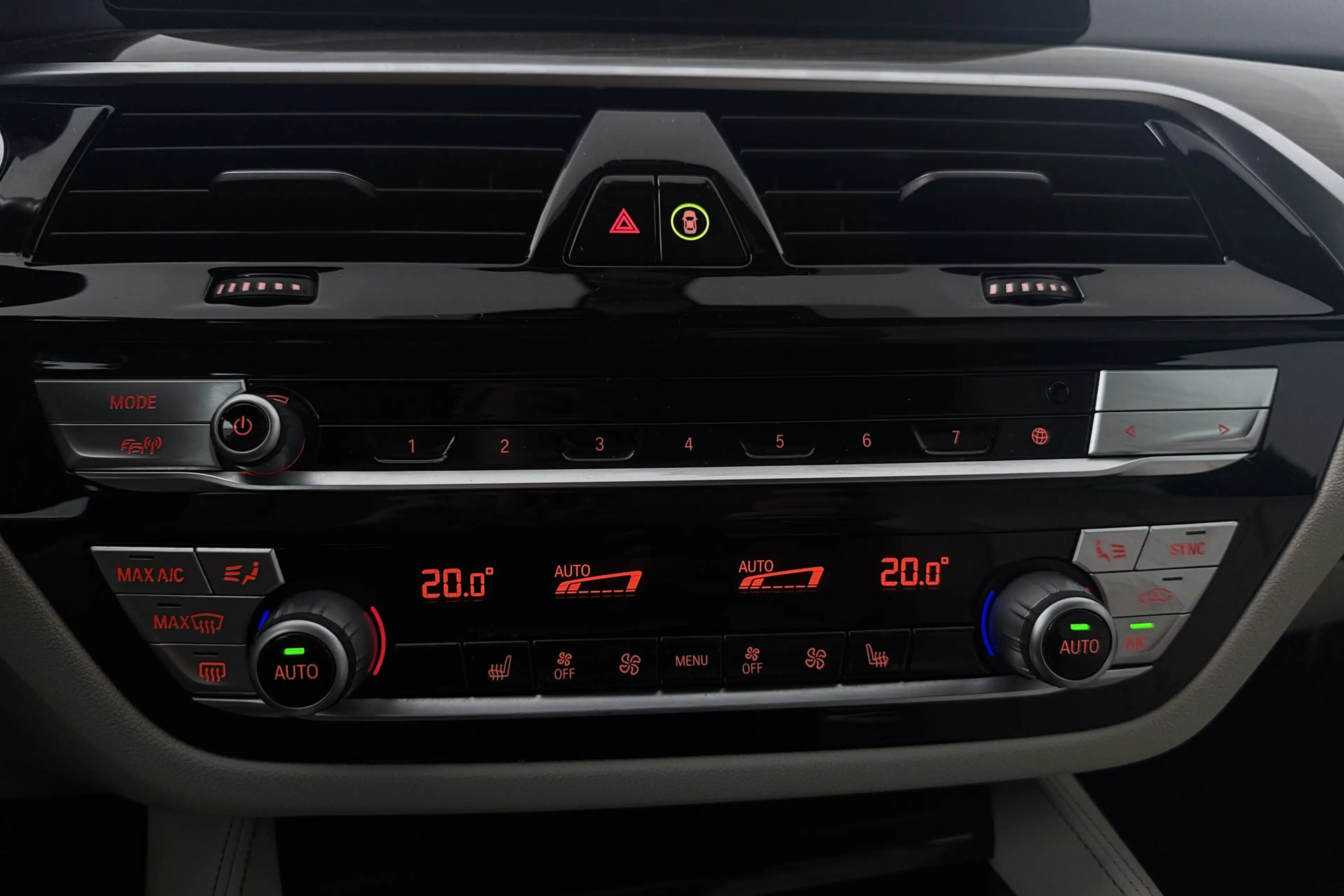 BMW 520 5-serie 520i High Executive Edition (STOELVERWARMI — photo 10