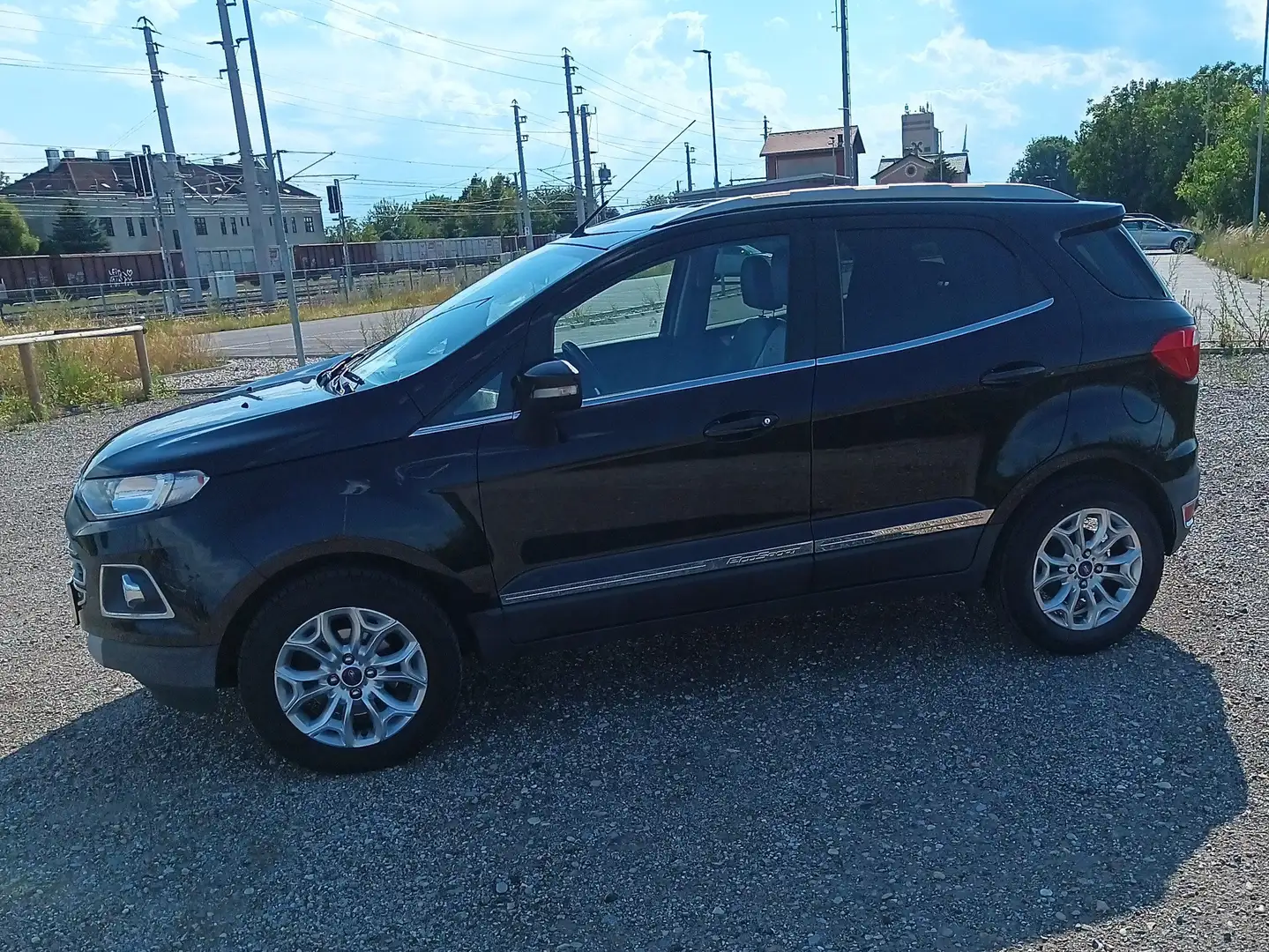 Ford EcoSport 1,5 TDCi Titanium Schwarz - 2