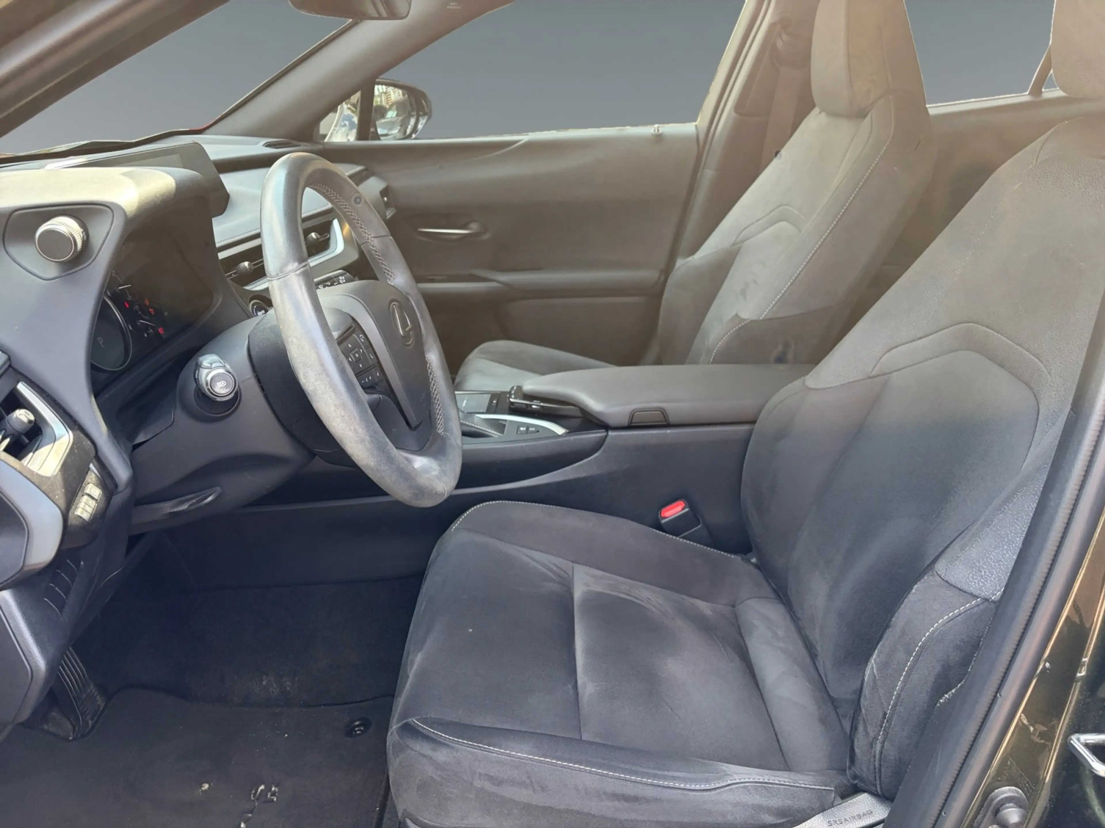 Lexus UX 250h UX 250 h 250h Style Edition *SHZ*Navi*RFK* — photo 10