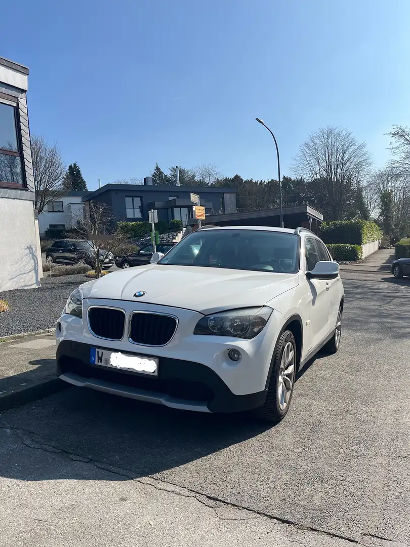 BMW X1 xDrive18d Aut. - 1