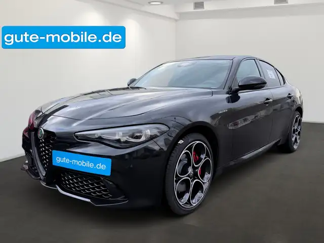 Alfa Romeo Giulia Veloce Q4 | Pano | Technologie-Paket