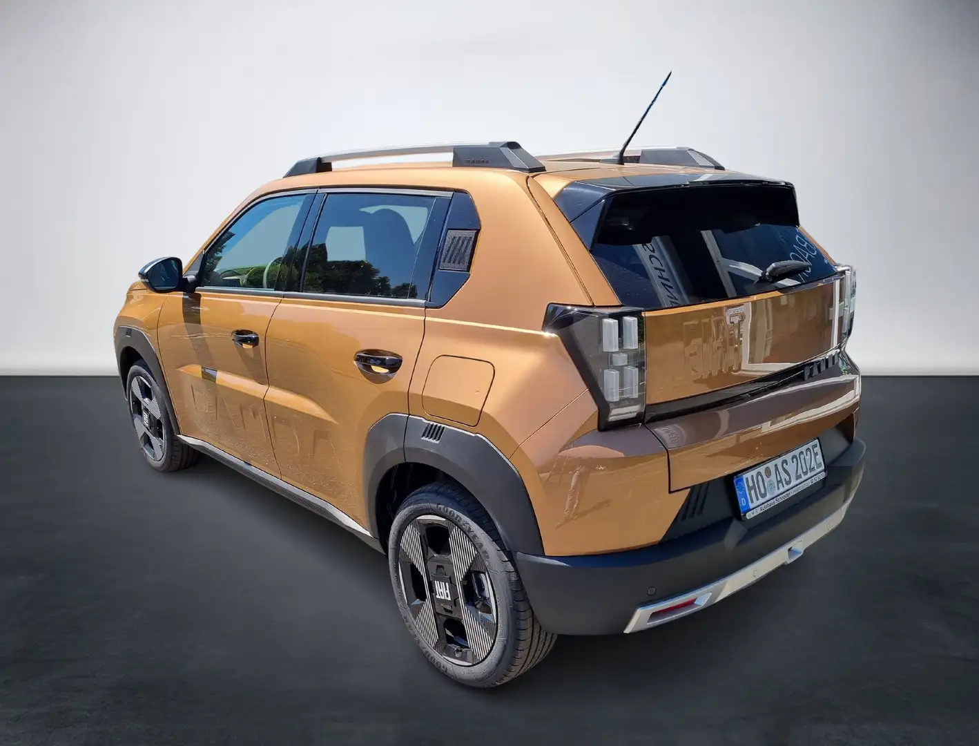 Fiat Grande Panda Elektro 83kW (113PS) 44kWh LaPrima Bronze - 2