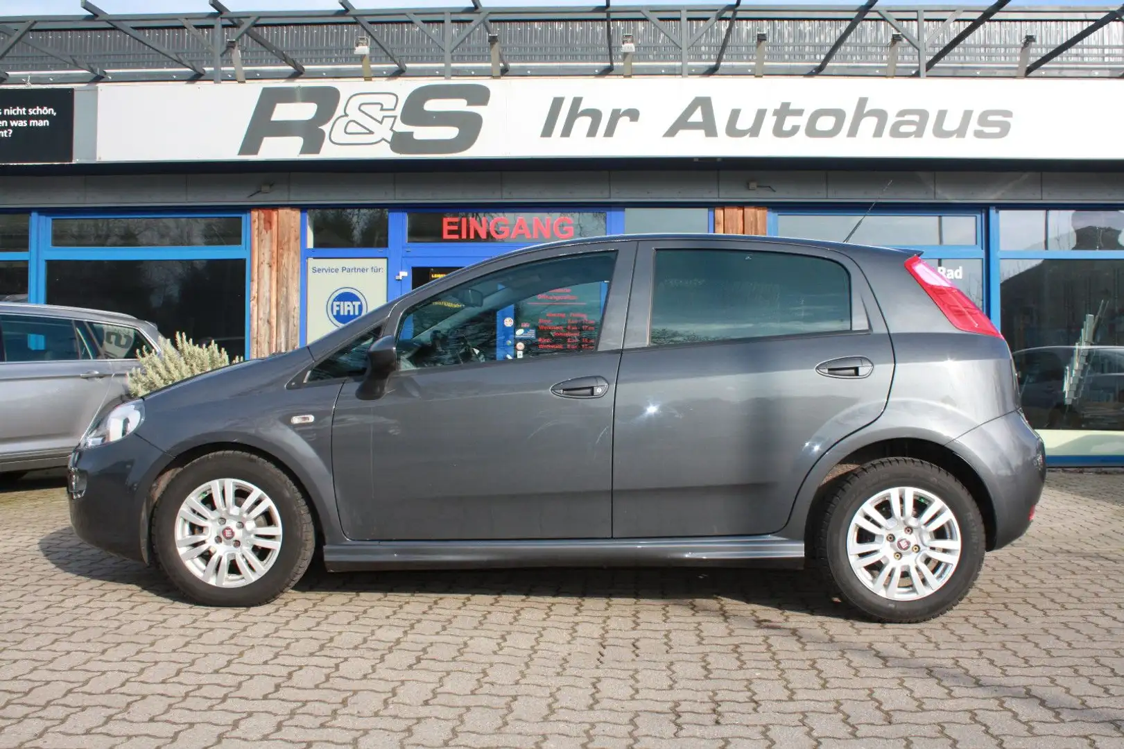 Fiat Punto 1,3 JTD Pop Gris - 2