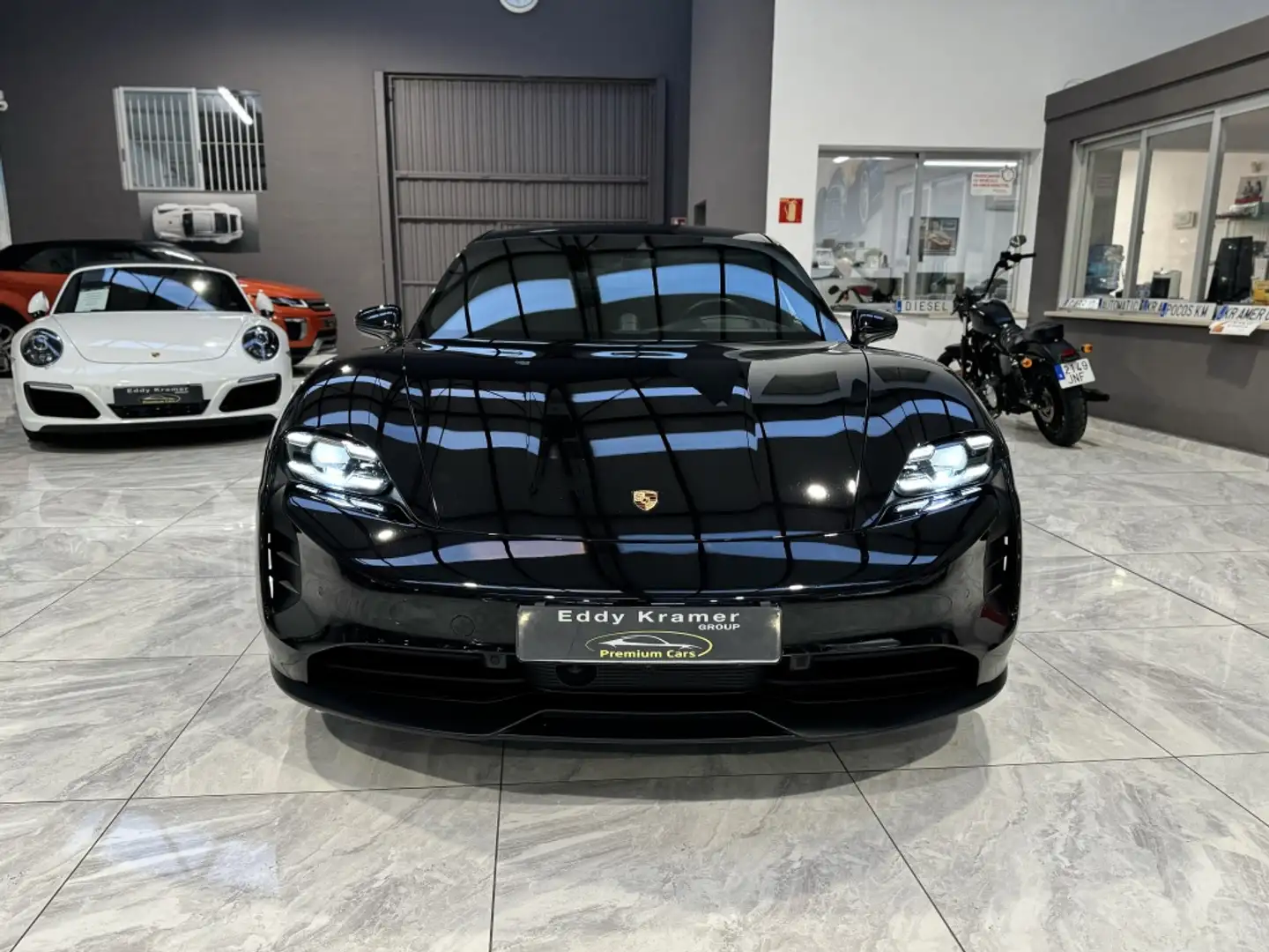 Porsche Taycan 4S Negro - 2