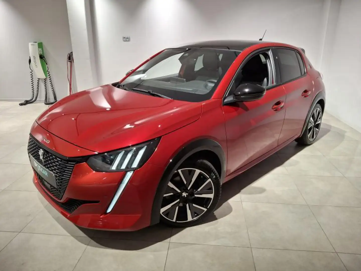 Peugeot 208 II & e- GT Line Rot - 1