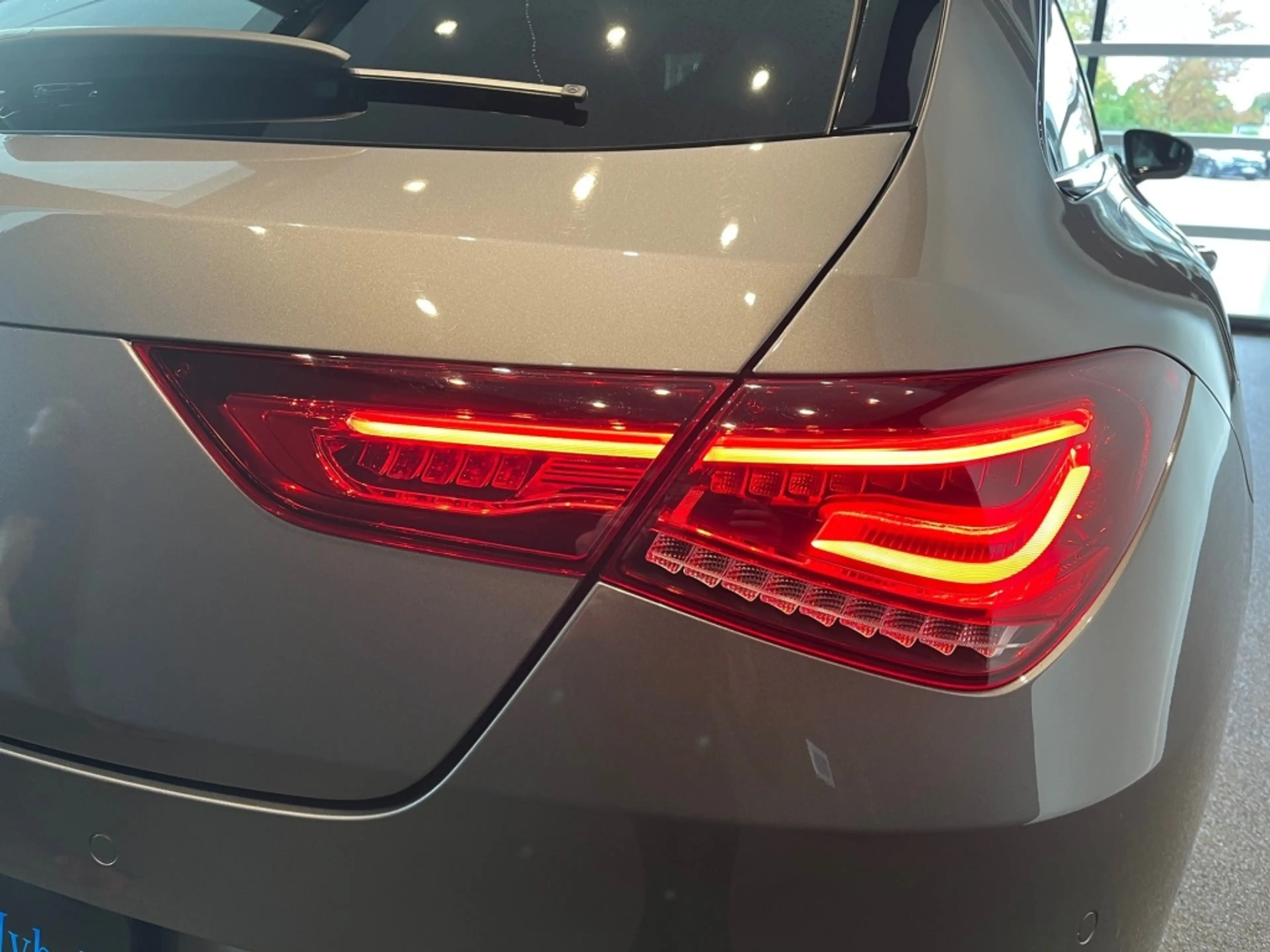 Mercedes-Benz CLA 250 e SB AMG+MBUX+Night+Ambiente+Mbeam+PANO — photo 11
