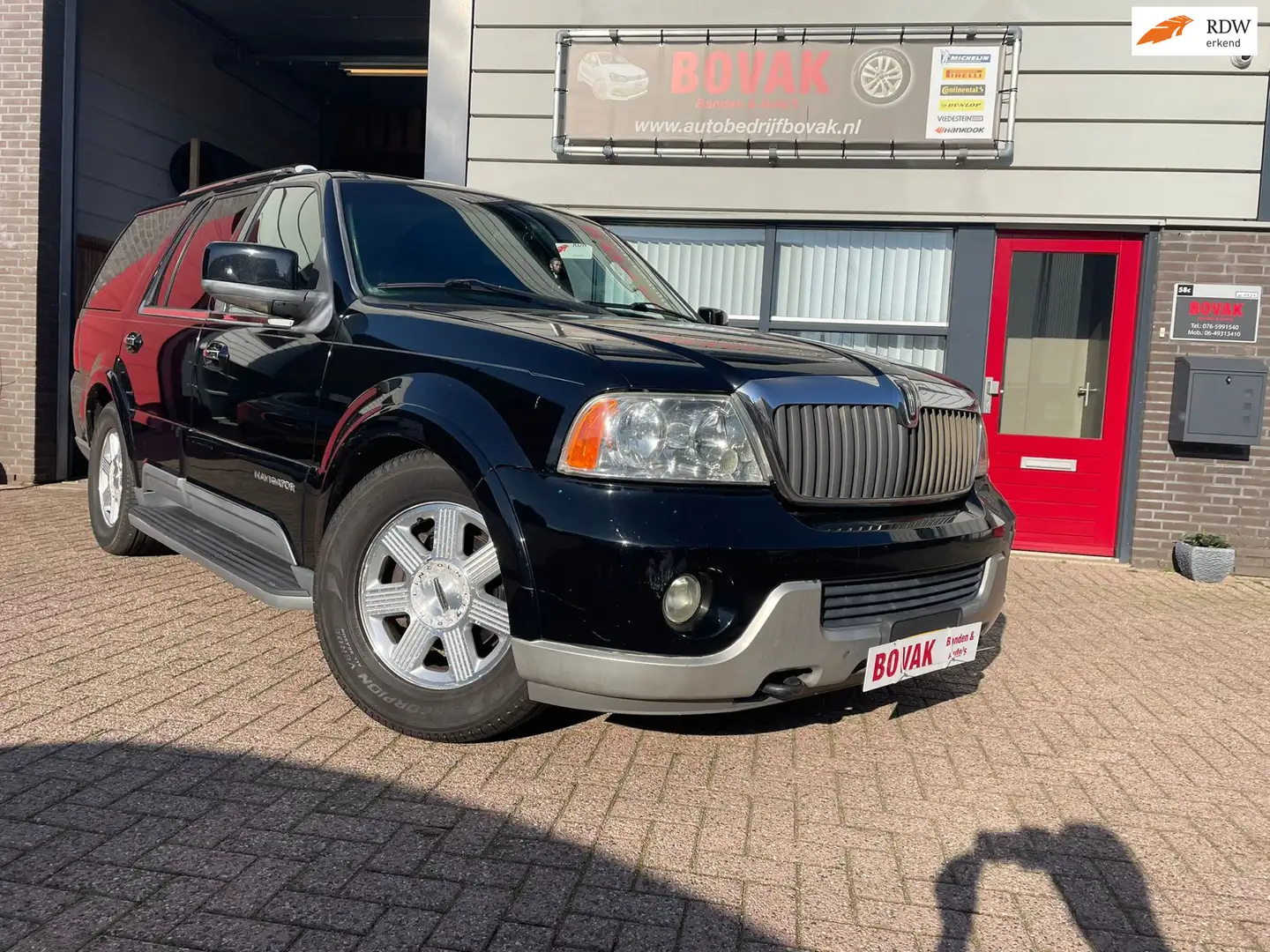 Lincoln Navigator 5.4L V8 Schwarz - 1