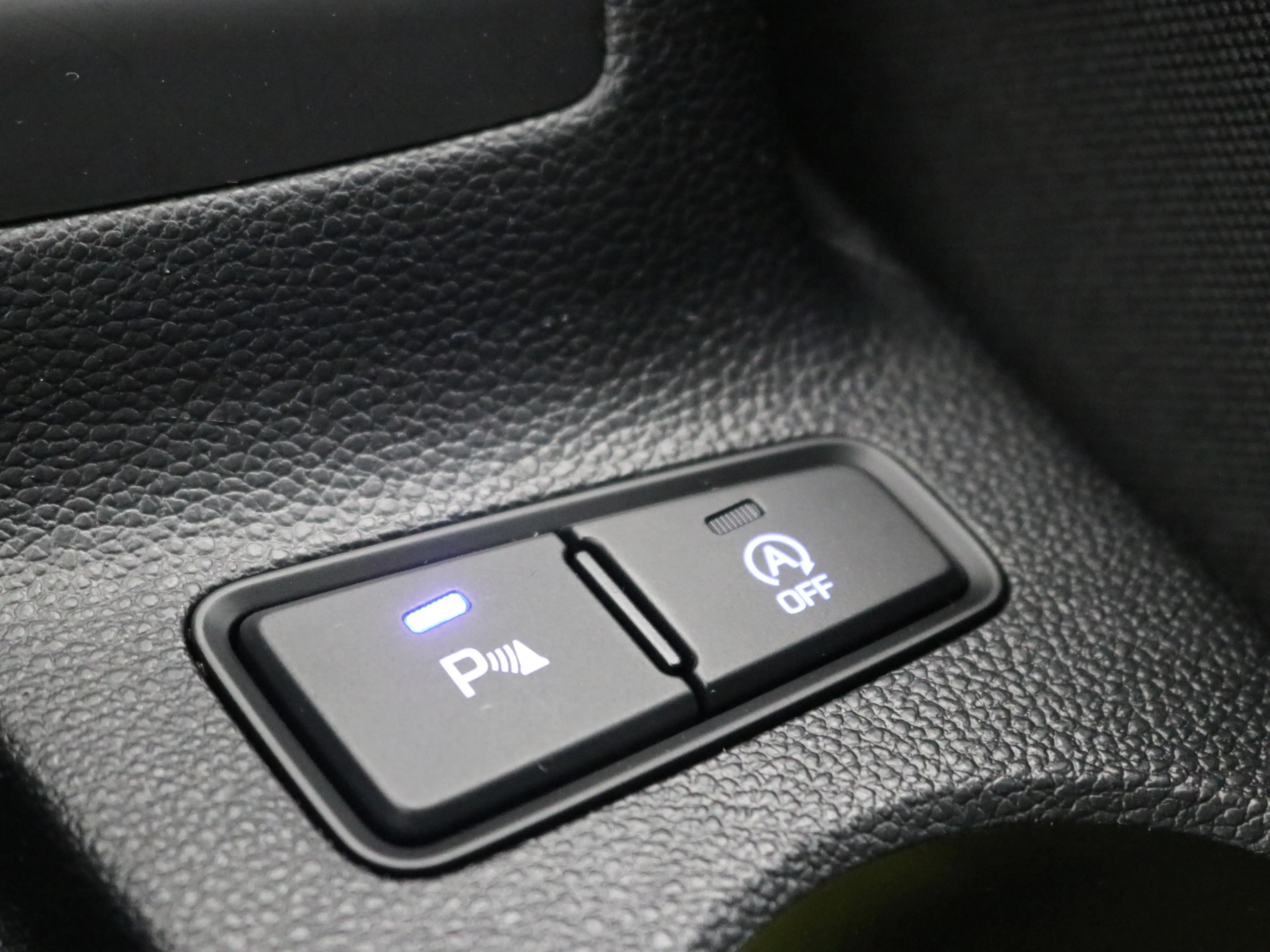 Hyundai i20 1.0 T-GDI Premium | Achterbank in delen neerklapba — photo 26
