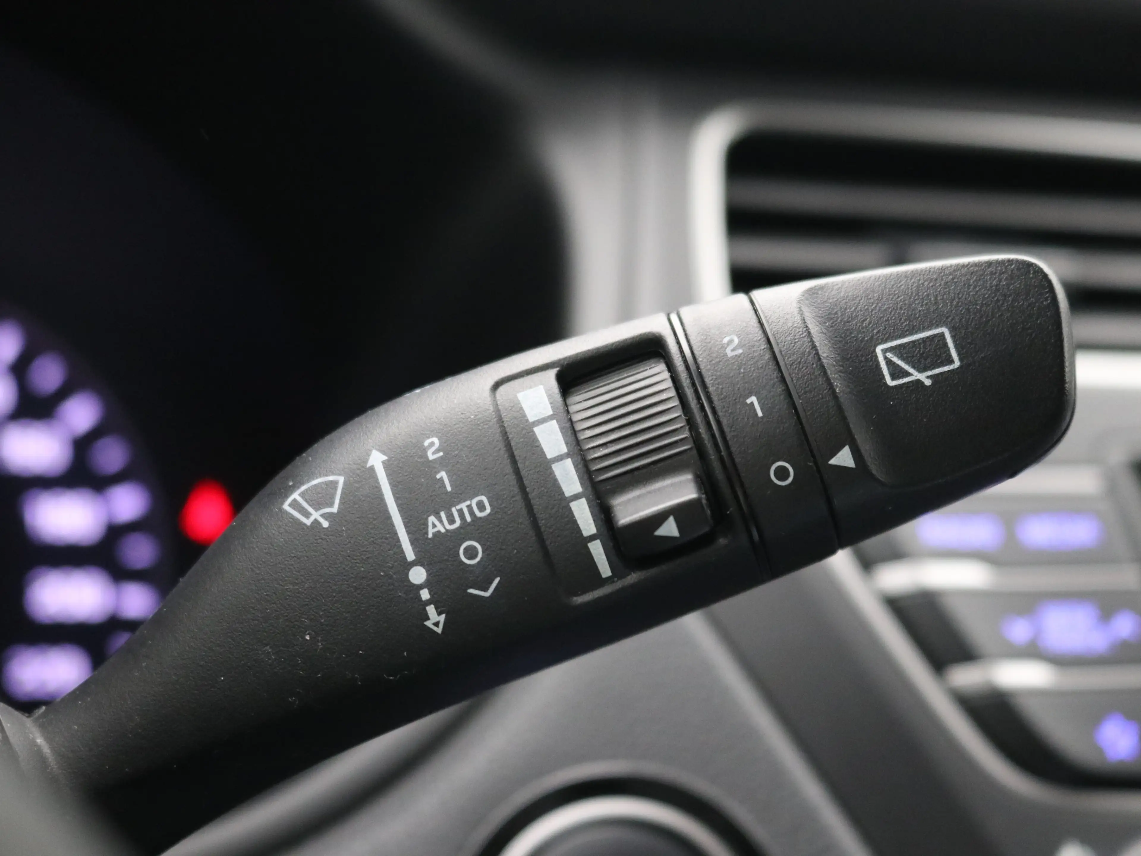 Hyundai i20 1.0 T-GDI Premium | Achterbank in delen neerklapba — photo 23