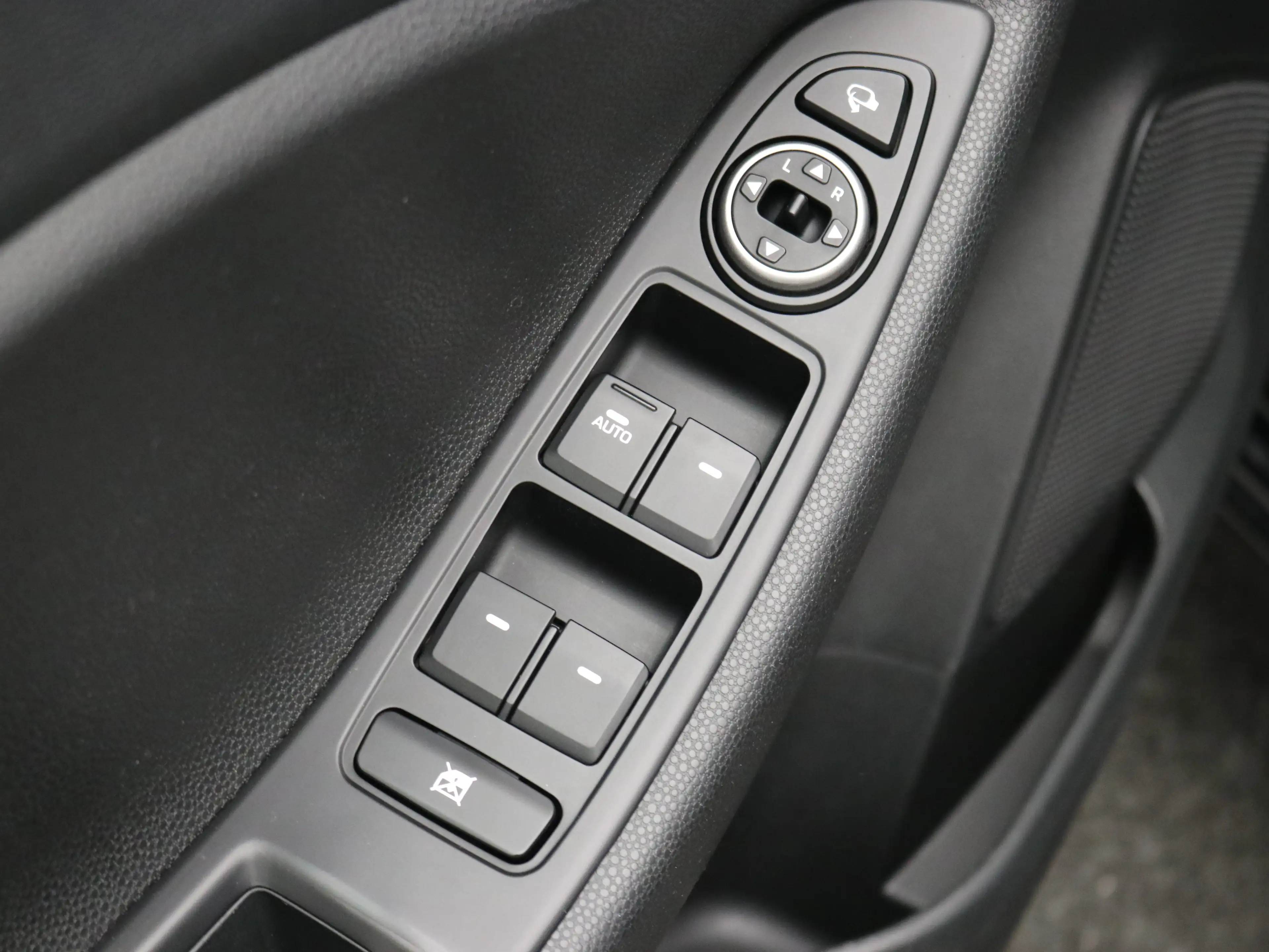 Hyundai i20 1.0 T-GDI Premium | Achterbank in delen neerklapba — photo 5