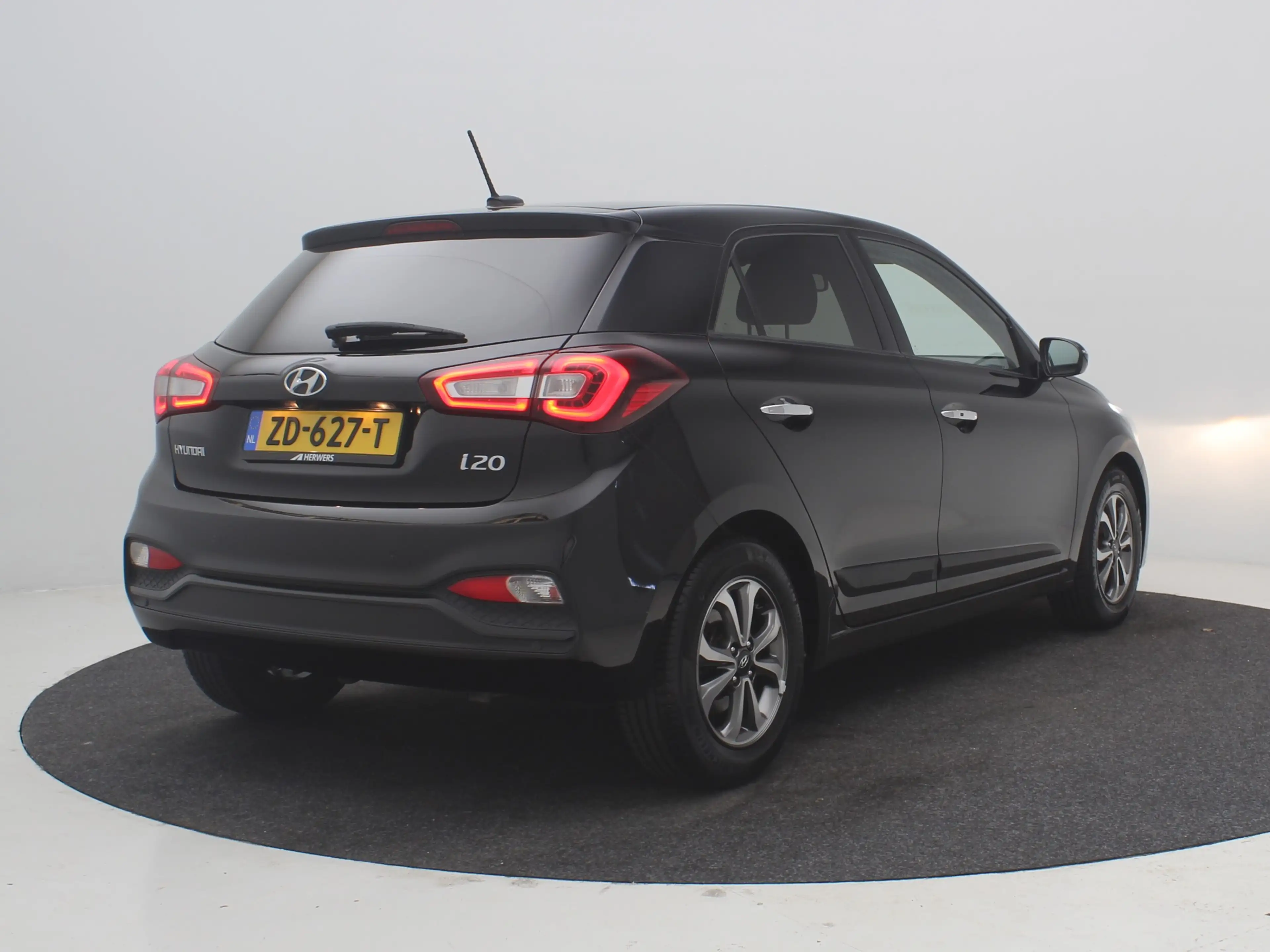 Hyundai i20 1.0 T-GDI Premium | Achterbank in delen neerklapba — photo 3