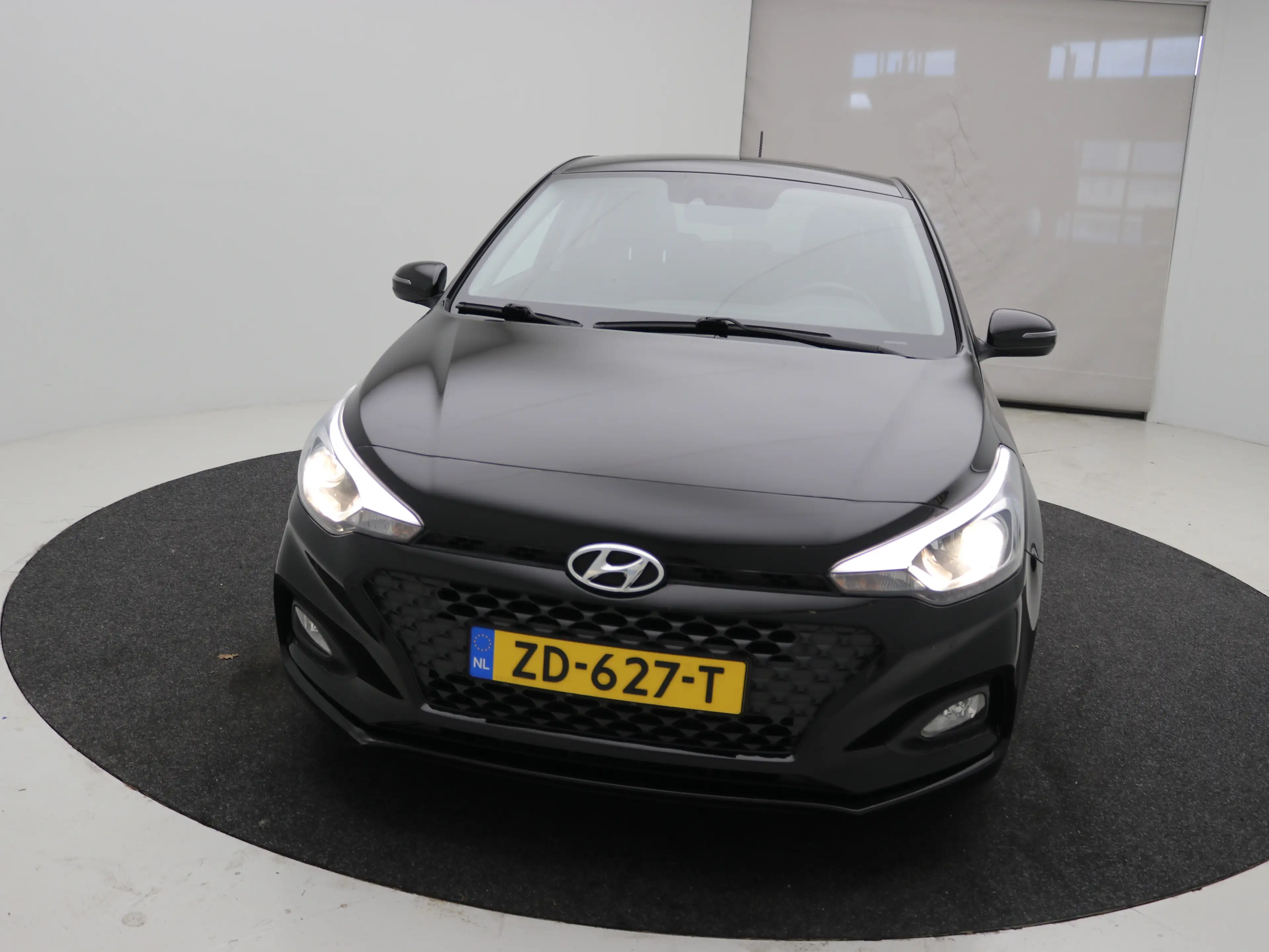 Hyundai i20 1.0 T-GDI Premium | Achterbank in delen neerklapba — photo 14