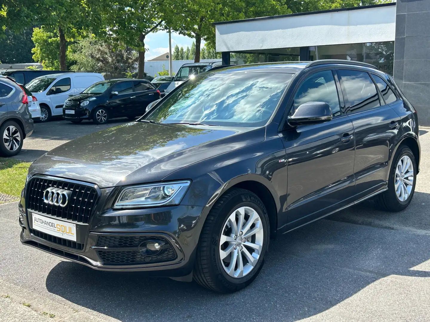 Audi Q5 2.0TDi, 2/2016, 113.630km,AUTOMAAT, FULL, Euro 6b Zwart - 1