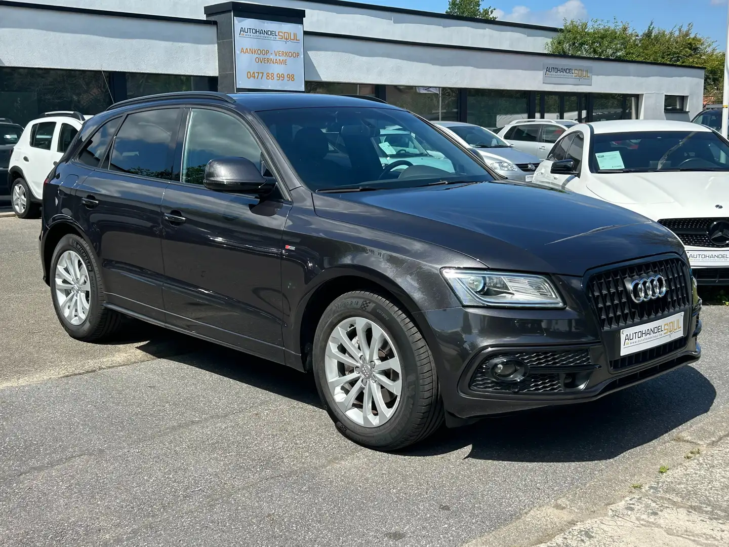 Audi Q5 2.0TDi, 2/2016, 113.630km,AUTOMAAT, FULL, Euro 6b Zwart - 2