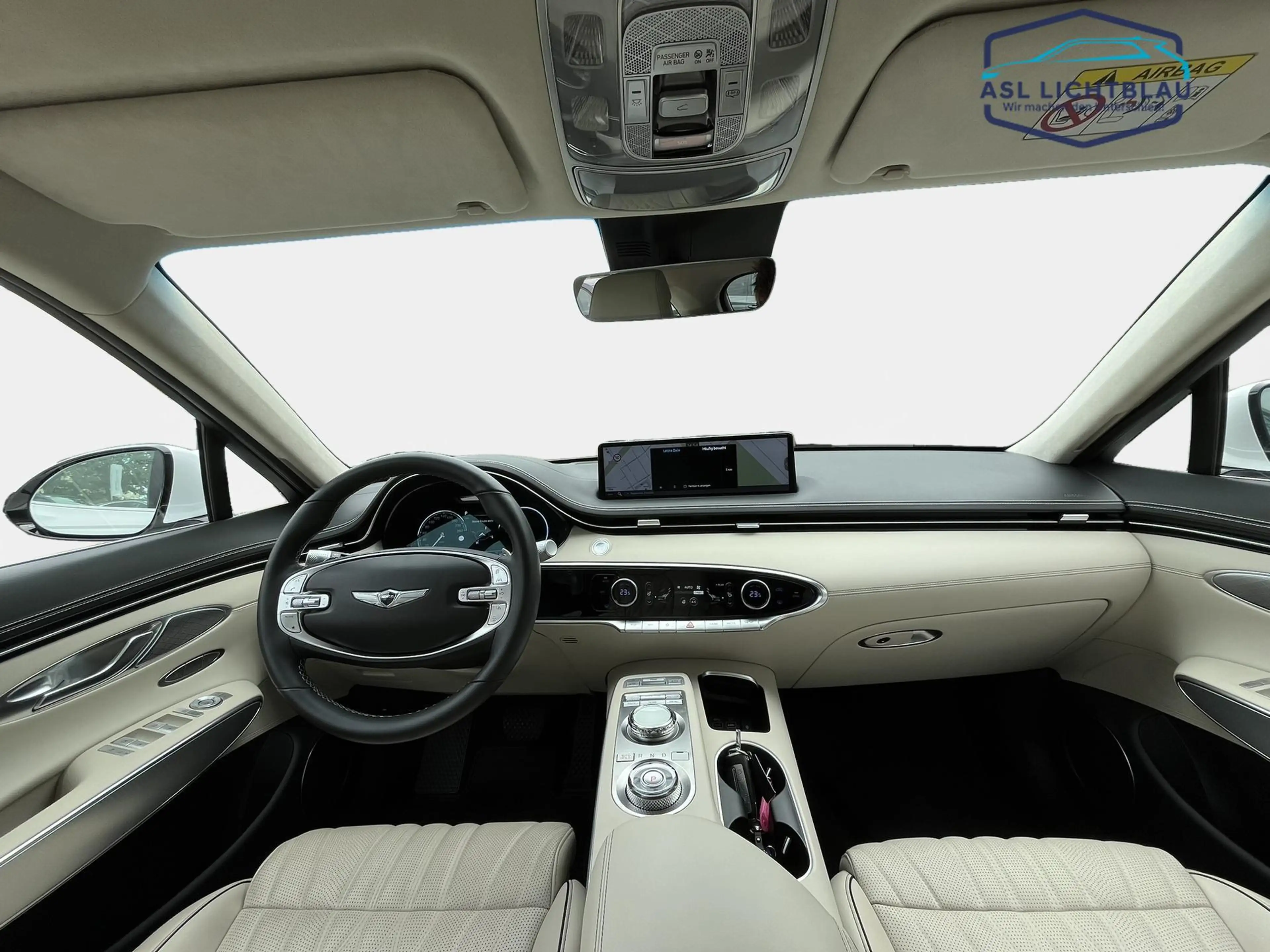 Genesis GV70 2.5 T Luxus AWD Komfort-Paket & Panoramadach 2.5 — photo 12
