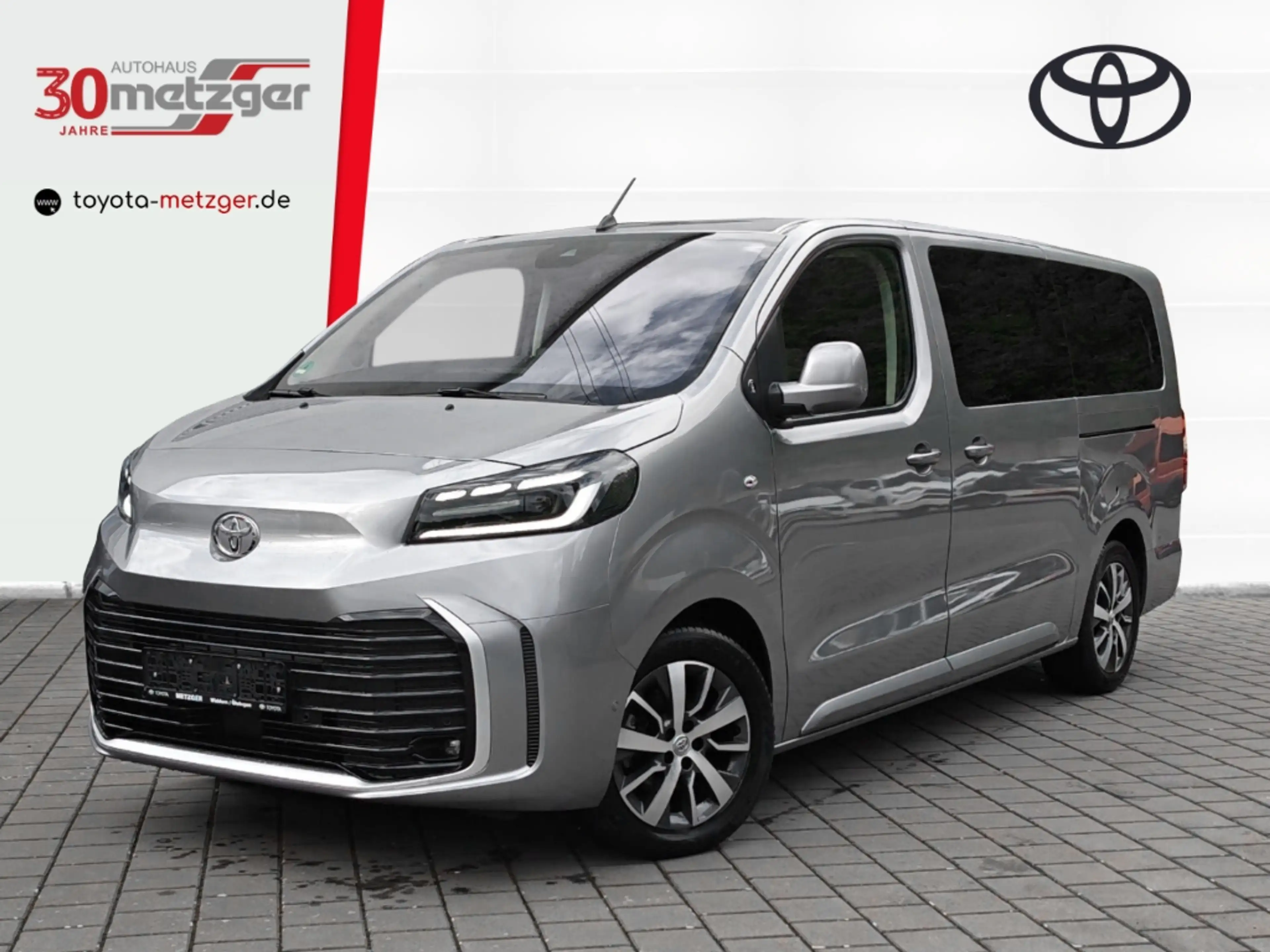 Toyota Proace Verso L2 2.0 D Automatik Team D +Navi +Digitales C — photo 6
