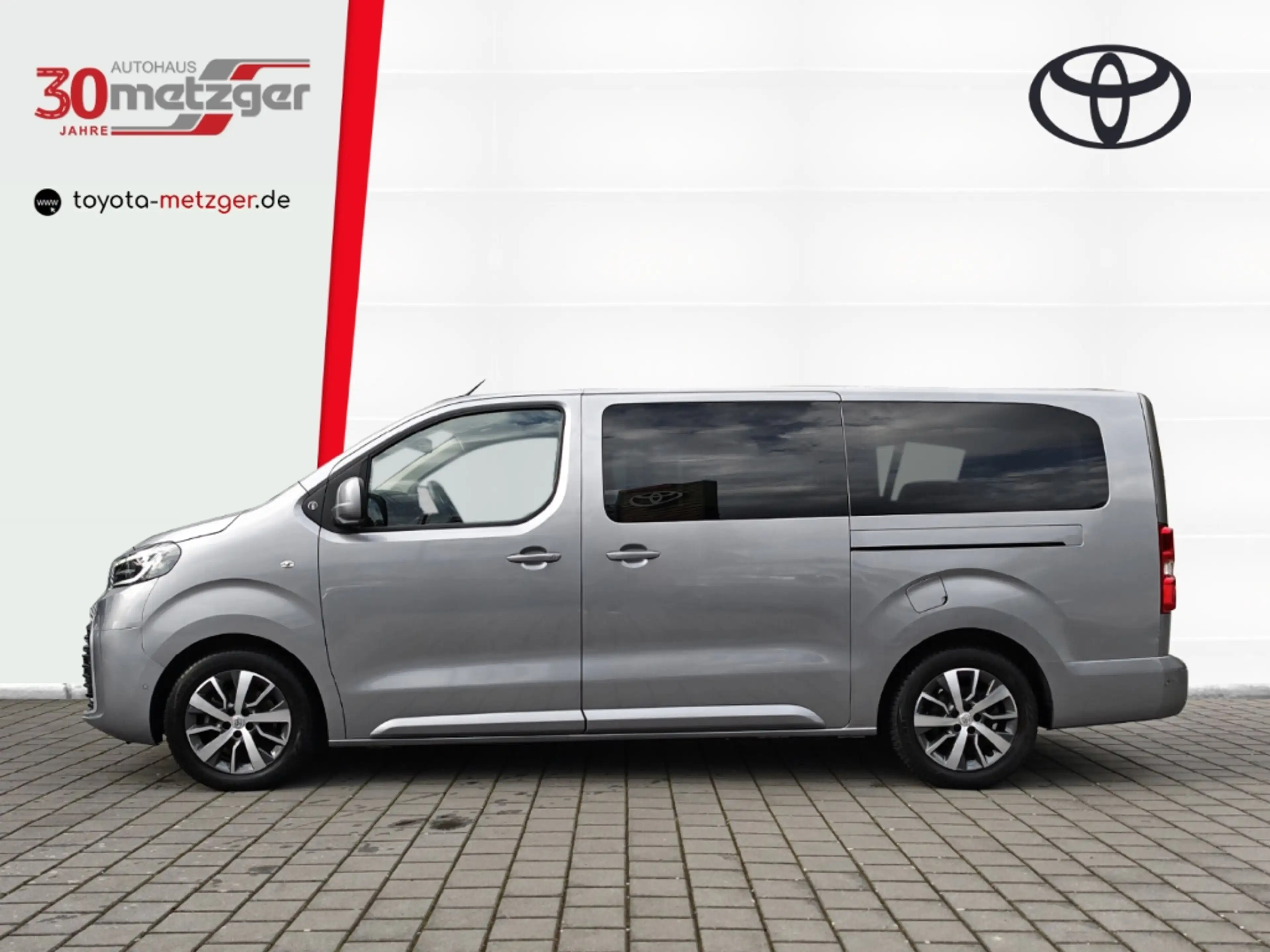 Toyota Proace Verso L2 2.0 D Automatik Team D +Navi +Digitales C — photo 5