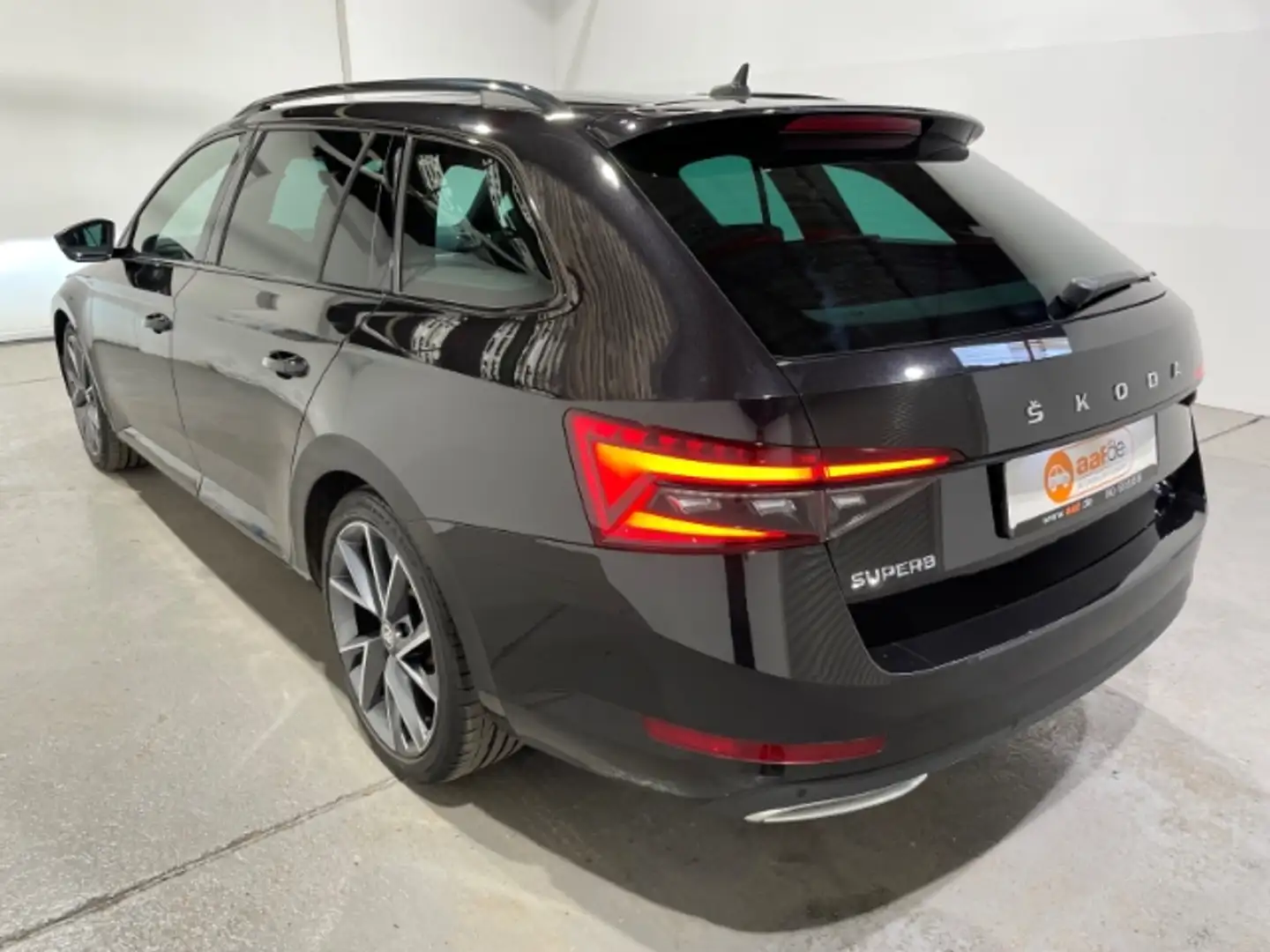 Skoda Superb Combi 2.0 TDI DSG Sport Line EU6 Leder LED ACC Negro - 2