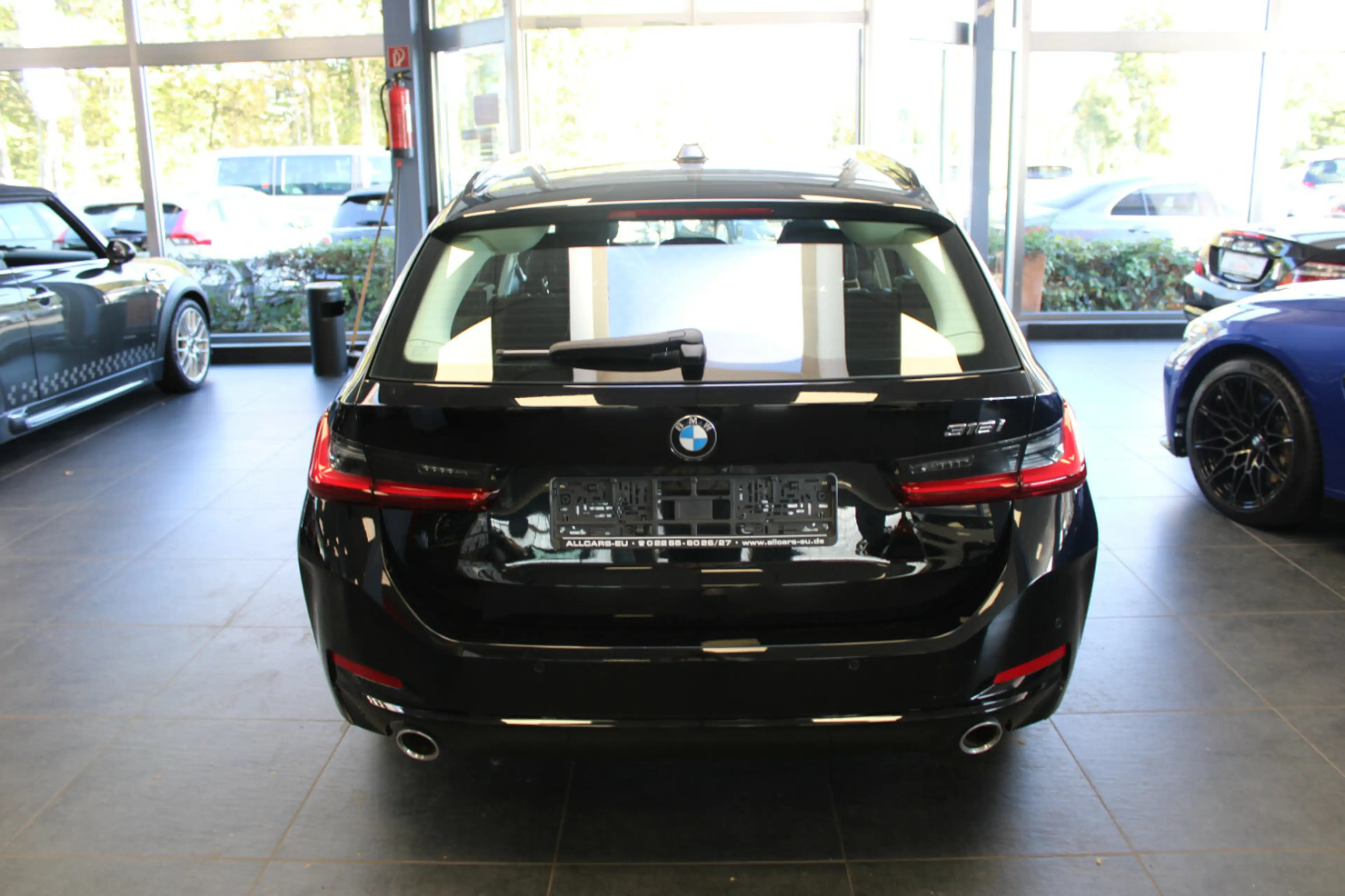 BMW 318 318i Touring Aut. — photo 6