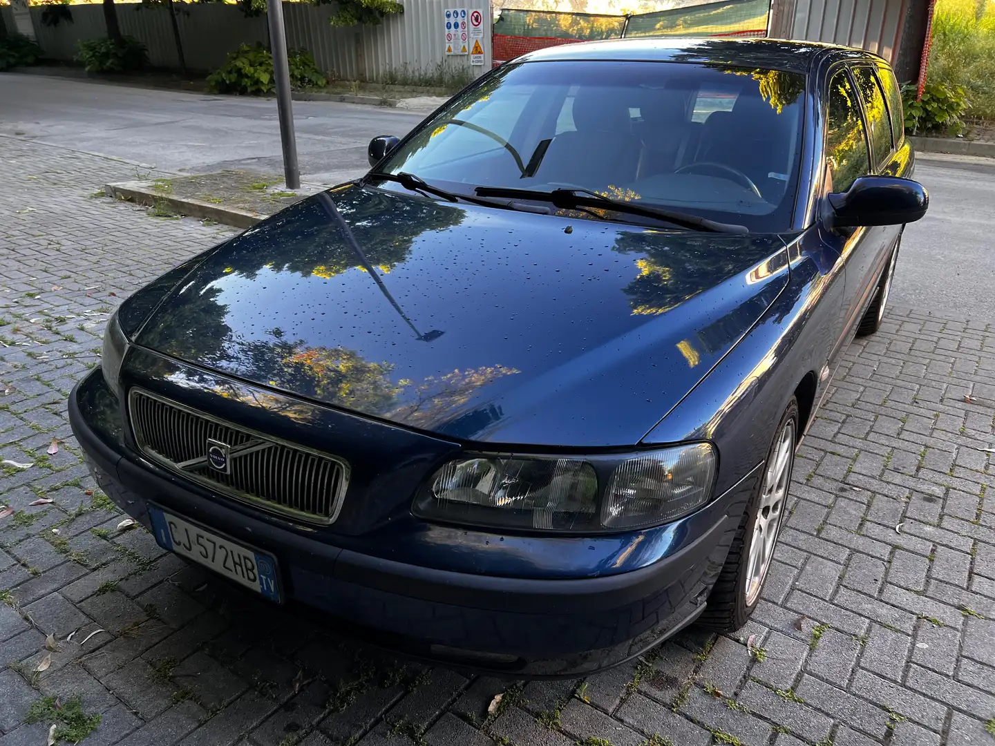 Volvo V70 V70 2.4 d5 Blu/Azzurro - 1
