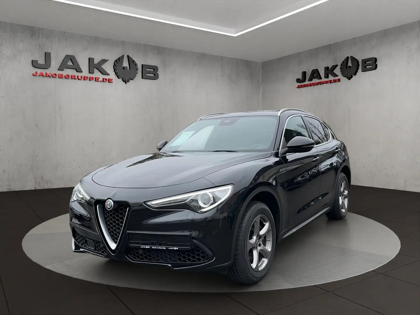 Alfa Romeo Stelvio Super Q4 2,0 Ltr. - 206 kW Turbo KAT 206 kW (28... Noir - 1