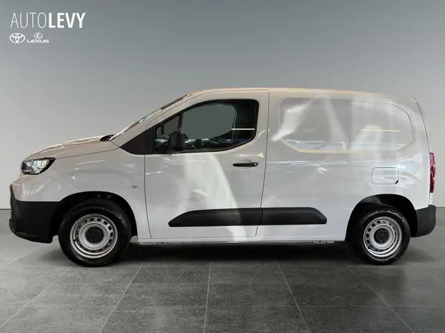 Toyota Proace City view 3
