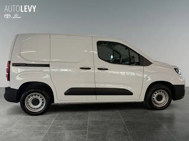 Toyota Proace City view 7