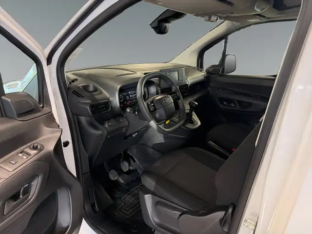 Toyota Proace City view 10