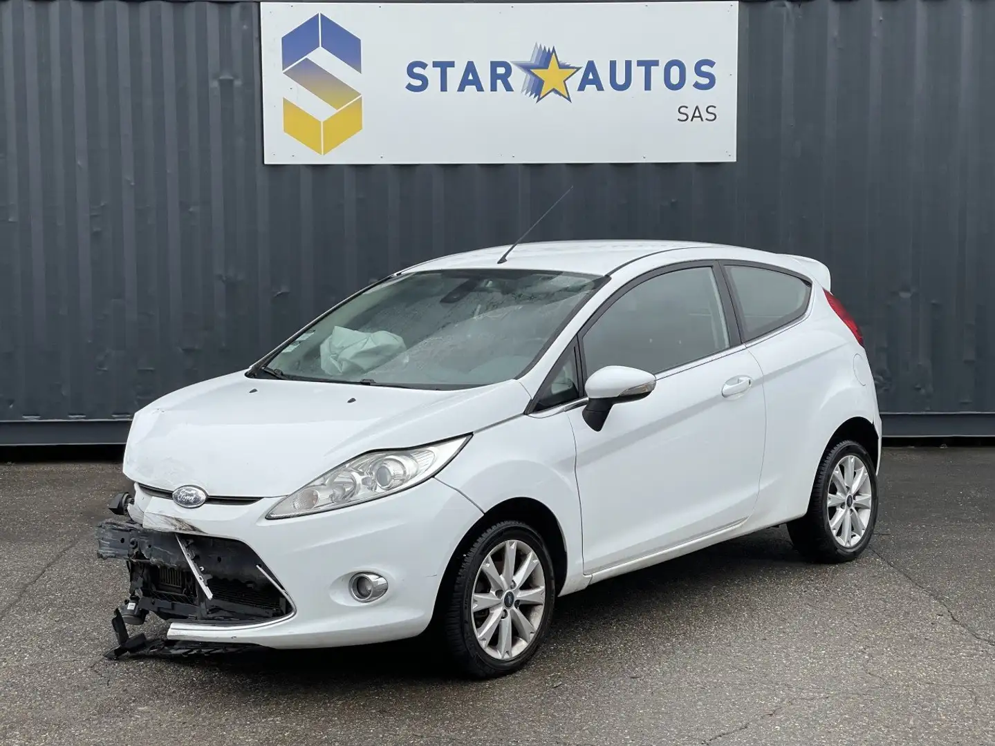 Ford Fiesta Fiesta 1.6 TDCi 90 Titanium Blanc - 1