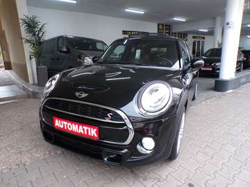 Mini/Automatik/Pano.elektr/Leder/Navi/